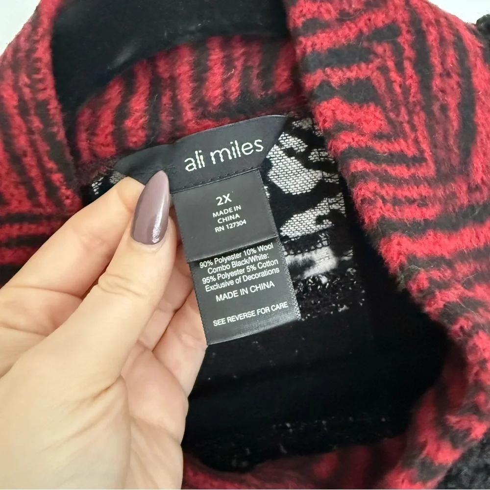 Ali Miles bold mixed